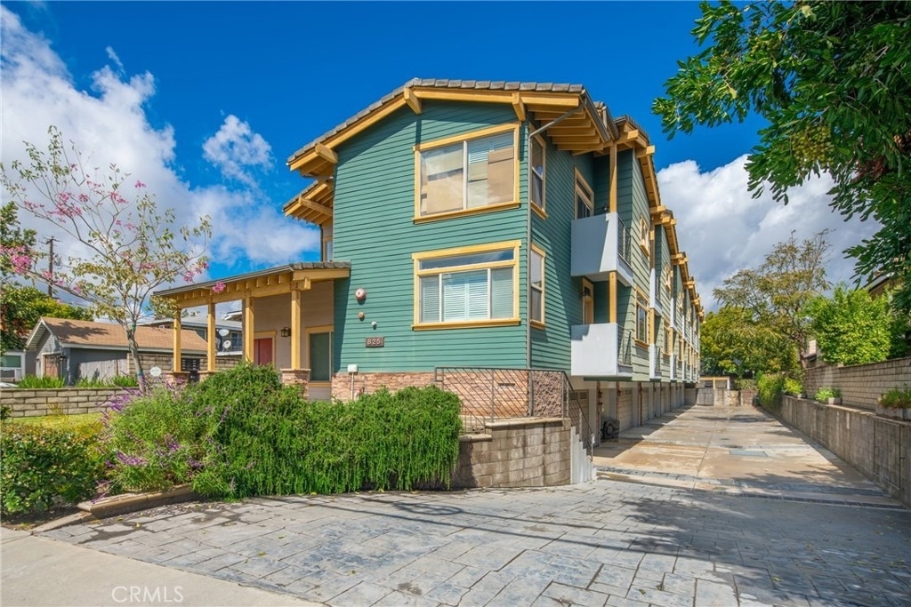 825 W Duarte Road - Photo 6