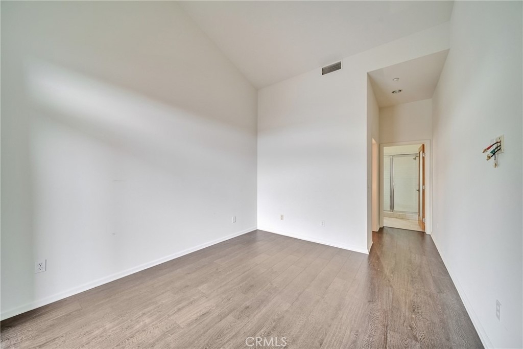 825 W Duarte Road - Photo 18