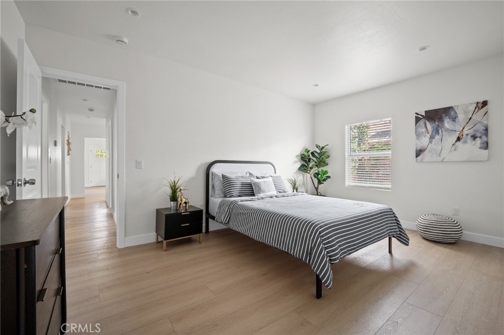 2620 W Olive Avenue - Photo 9