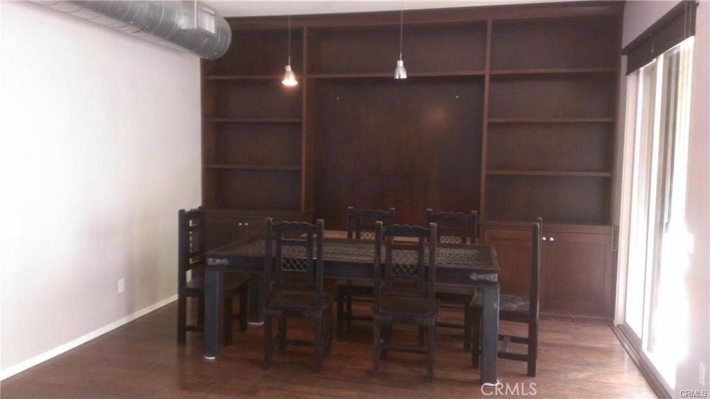 215 N Main - Photo 2