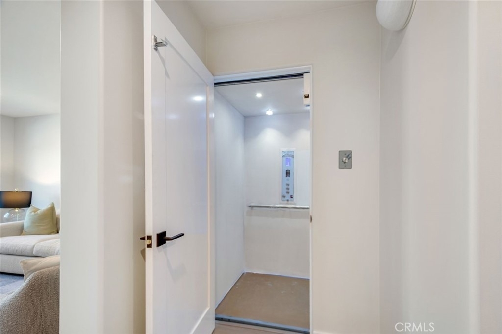 501 Elena Lane - Photo 6