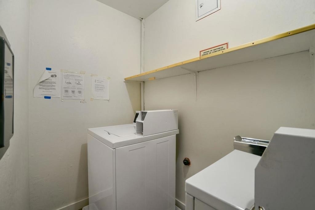 222 Laurel Street - Photo 8