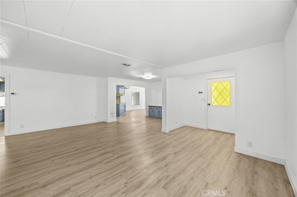 24040 Wheatfield - Photo 3