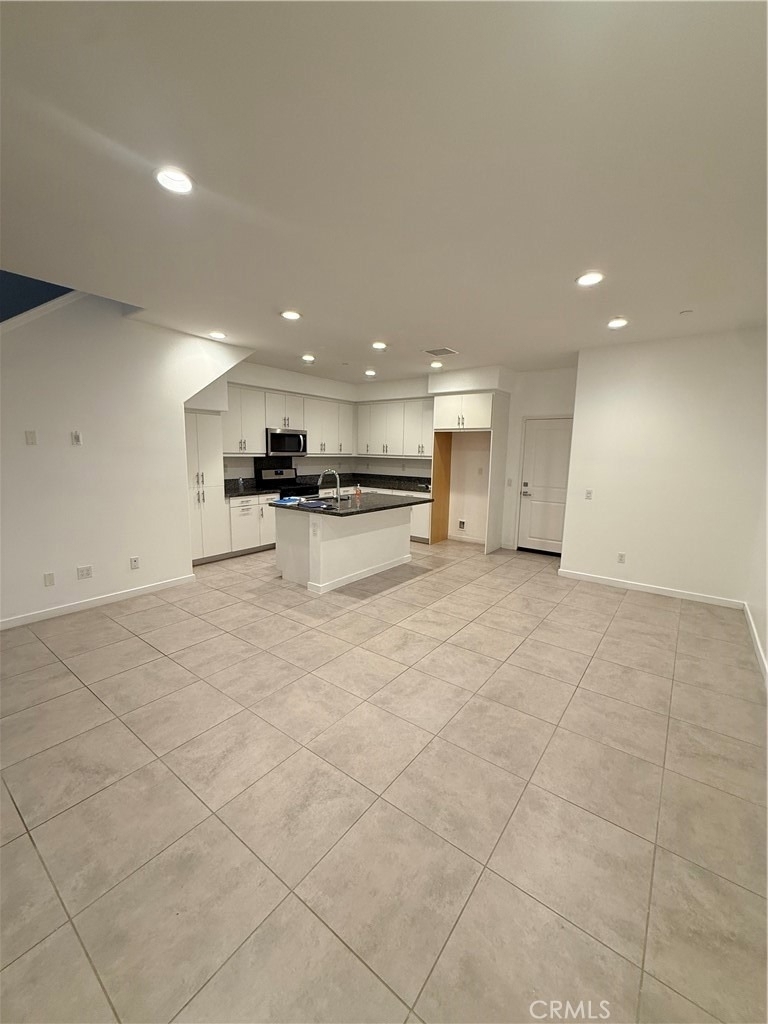 2625 Verna Drive - Photo 2