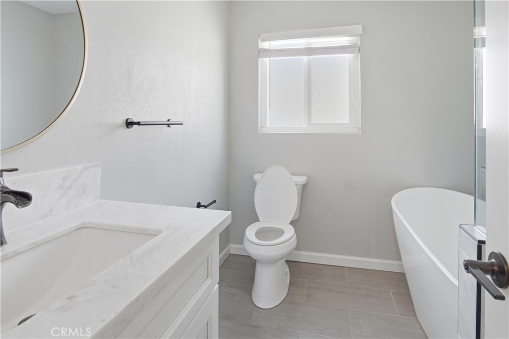 2367 Golden Avenue - Photo 13