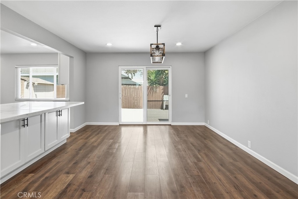2367 Golden Avenue - Photo 6