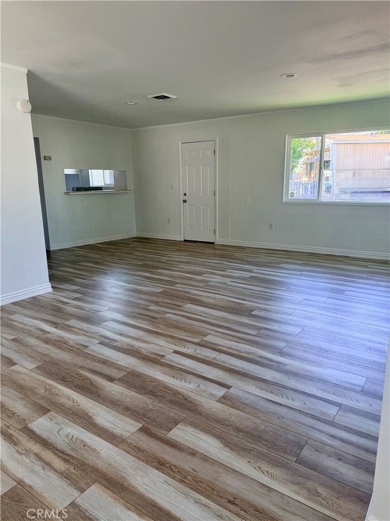 2075 Rialto Ave - Photo 0
