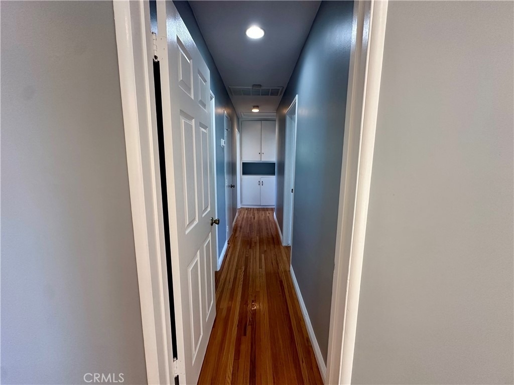 354 S Pepper Avenue - Photo 10