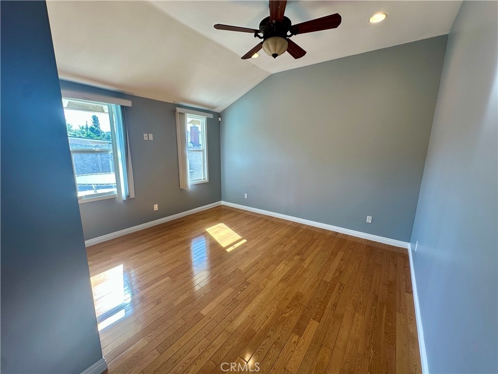 354 S Pepper Avenue - Photo 19