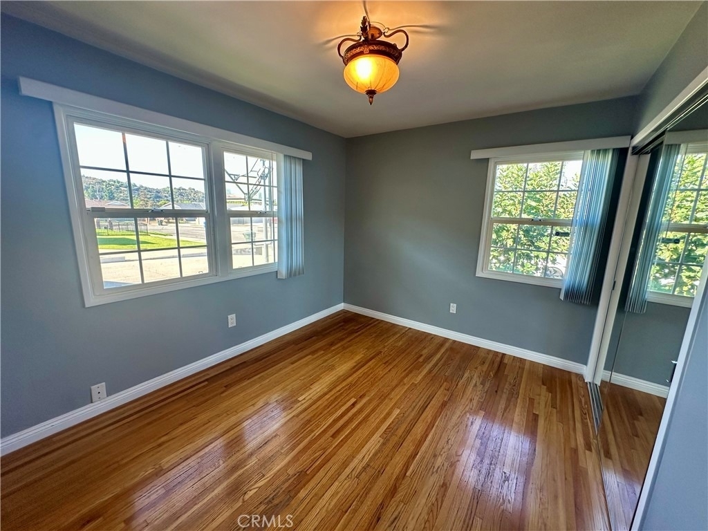354 S Pepper Avenue - Photo 16