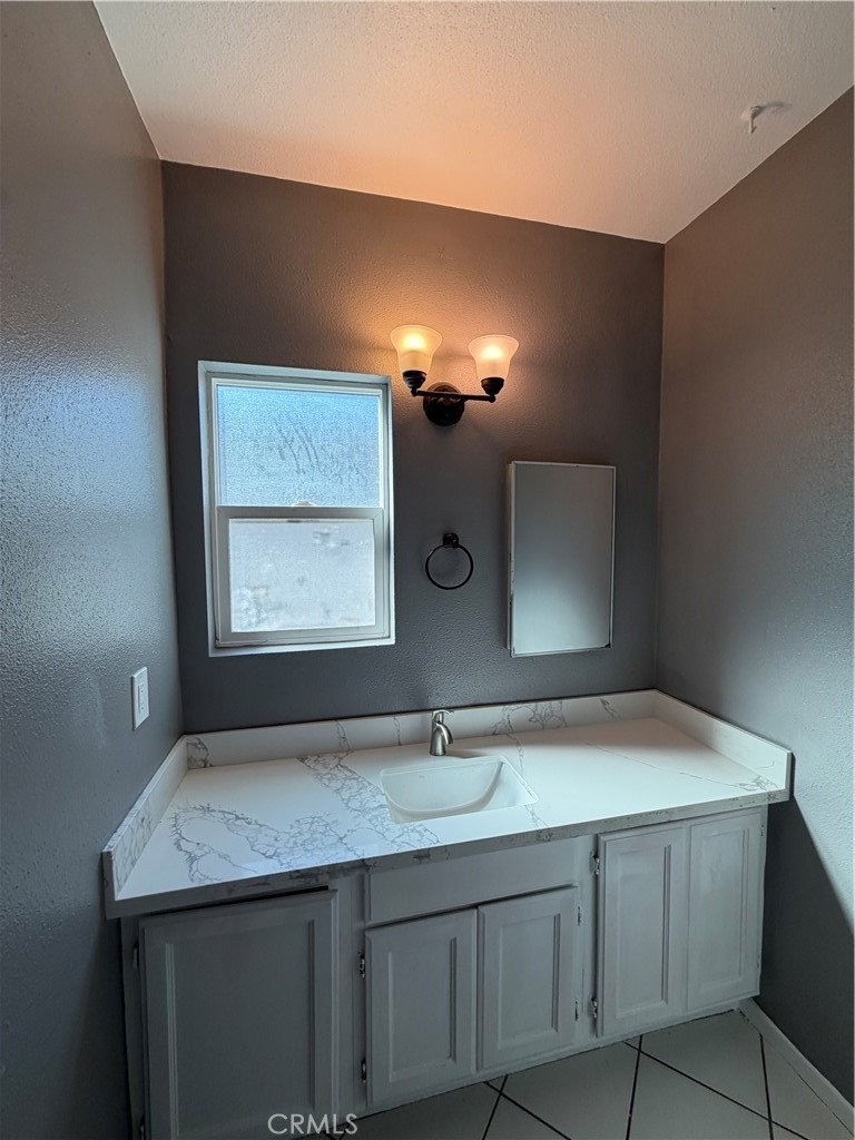 5595 Gardendale - Photo 10