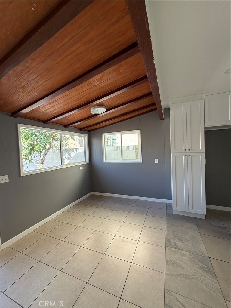 5595 Gardendale - Photo 14