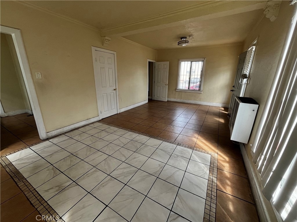 6325 S Figueroa Street - Photo 8