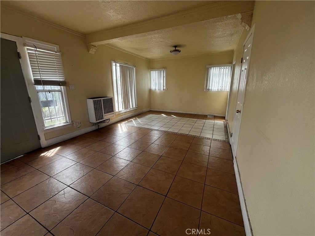 6325 S Figueroa Street - Photo 18
