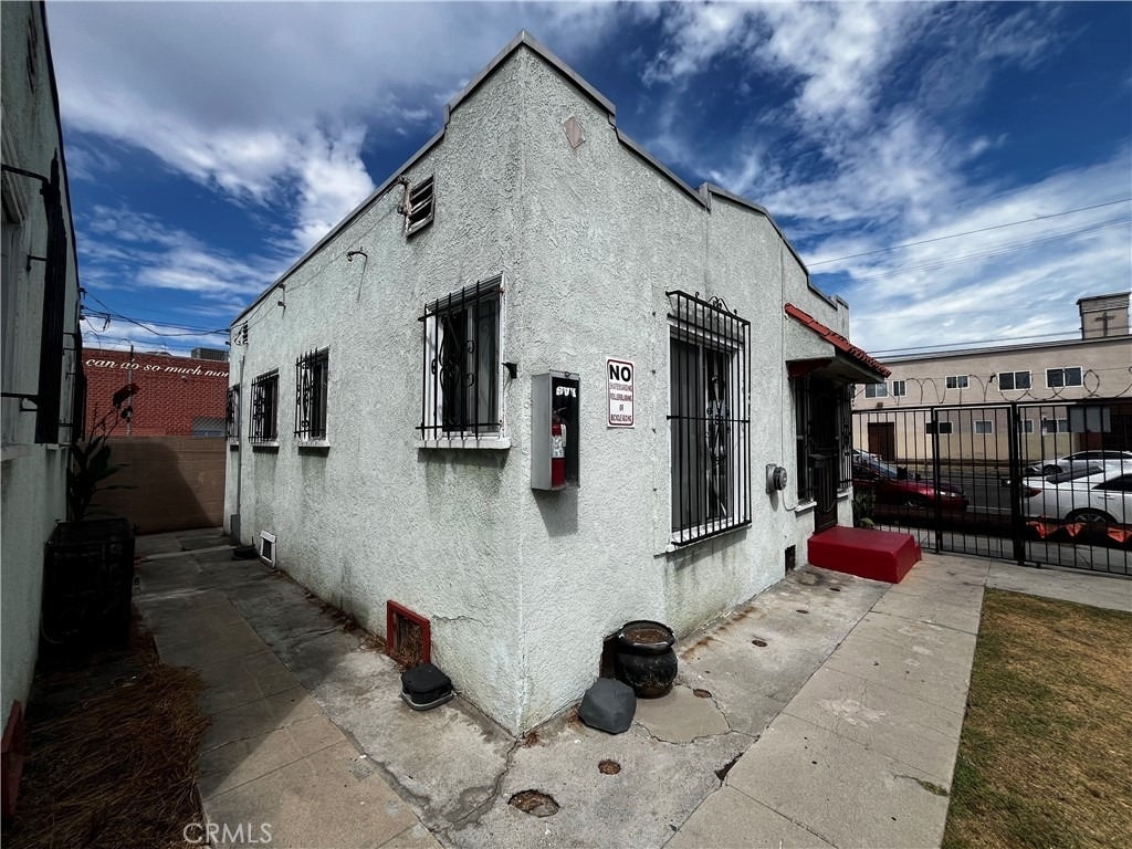 6325 S Figueroa Street - Photo 4
