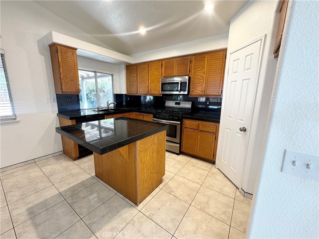 1224 Marble Court - Photo 4