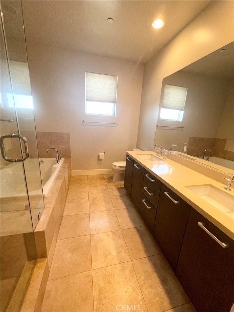 1411 N Detroit - Photo 3