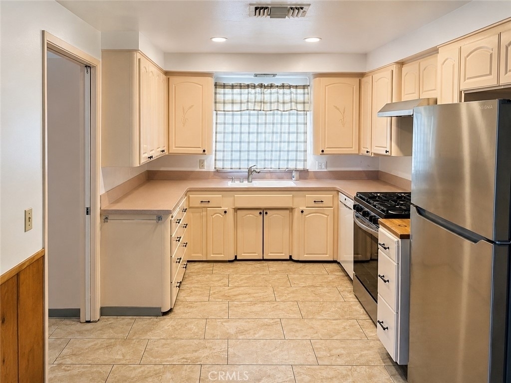 63 S Loma - Photo 16