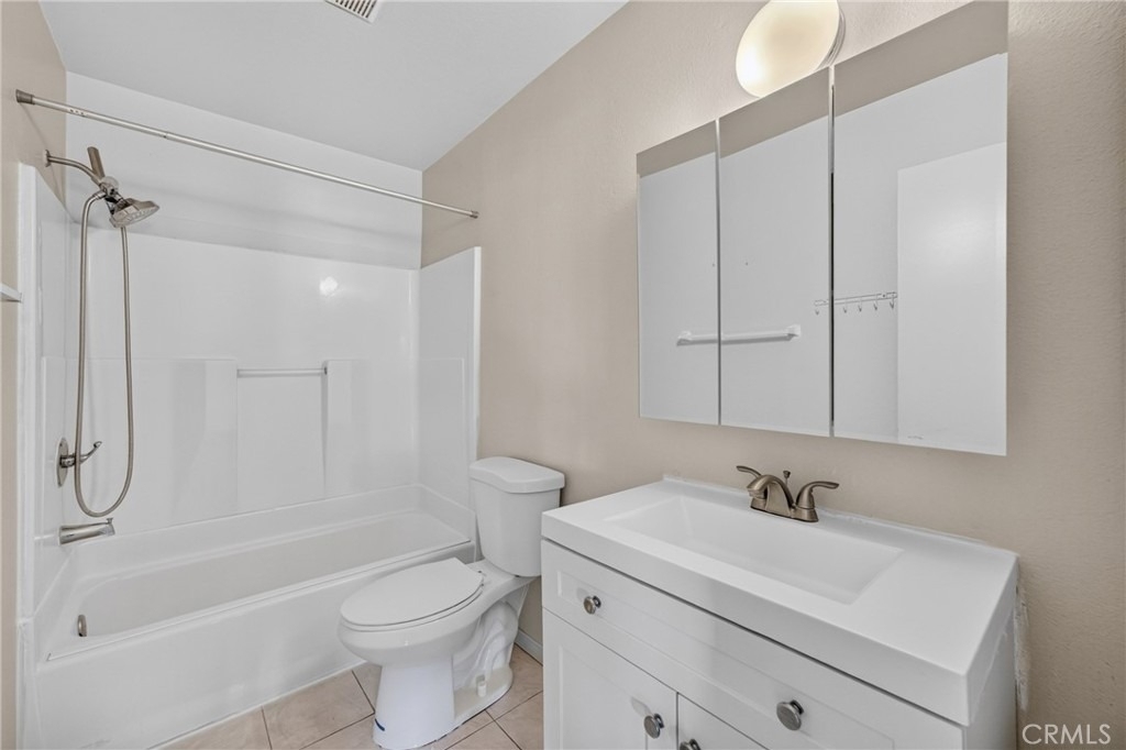 1111 E Emerson Avenue - Photo 11