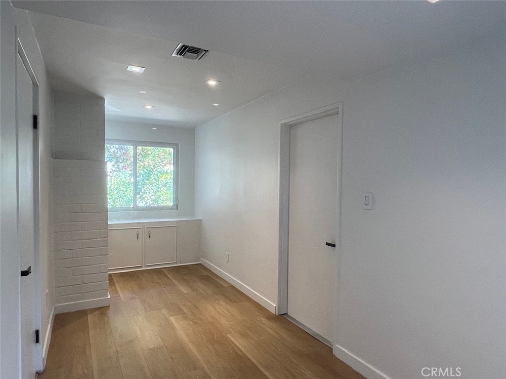 8706 Ardendale Avenue - Photo 11