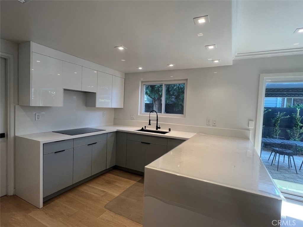 8706 Ardendale Avenue - Photo 8