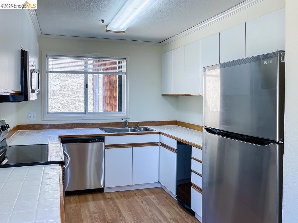 1301 Quarry Ct - Photo 5