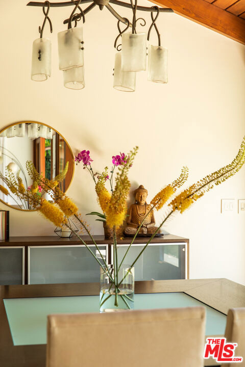 3626 Mandeville Canyon Road - Photo 12