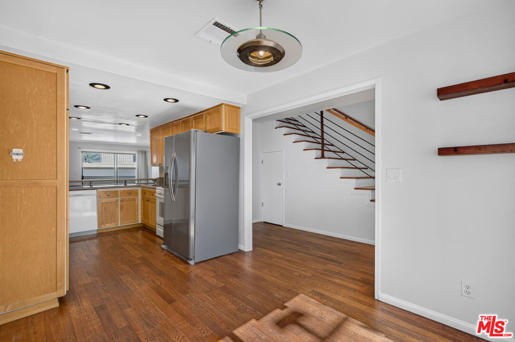 2519 Kansas Avenue - Photo 9
