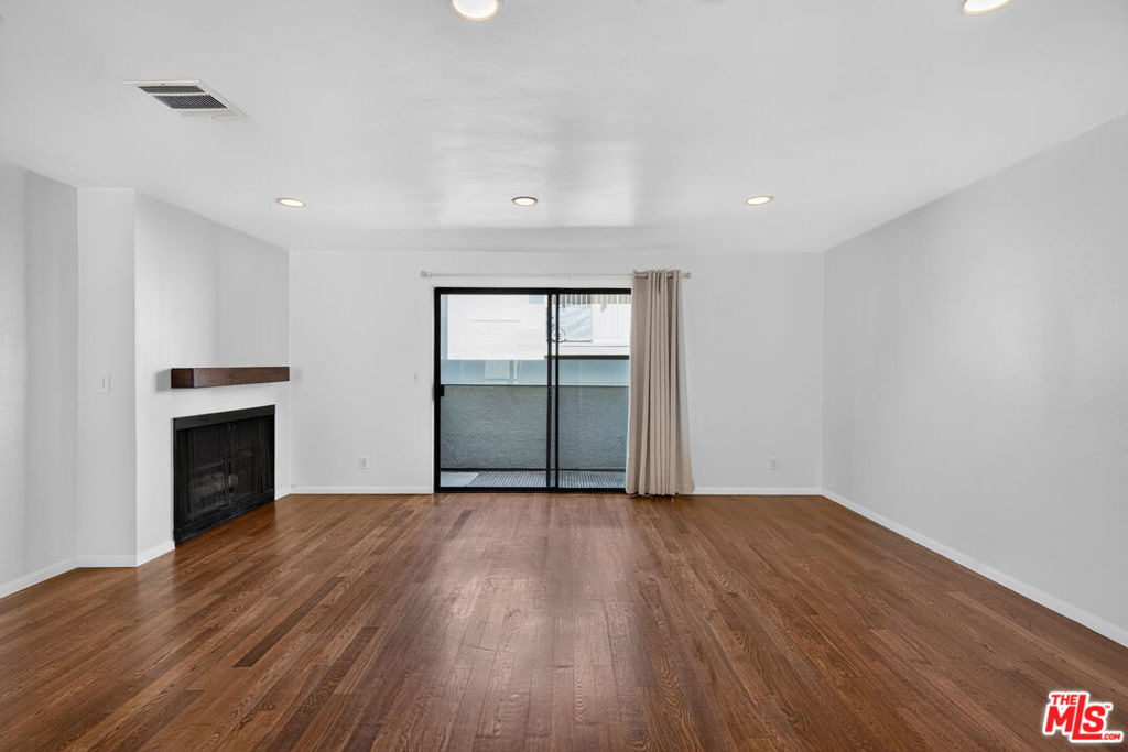 2519 Kansas Avenue - Photo 2