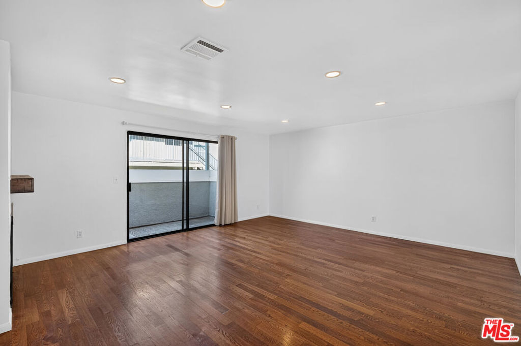 2519 Kansas Avenue - Photo 3