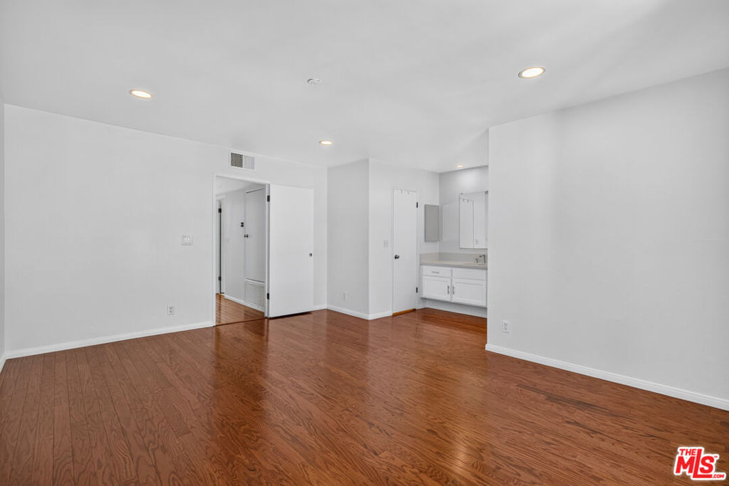 2519 Kansas Avenue - Photo 23