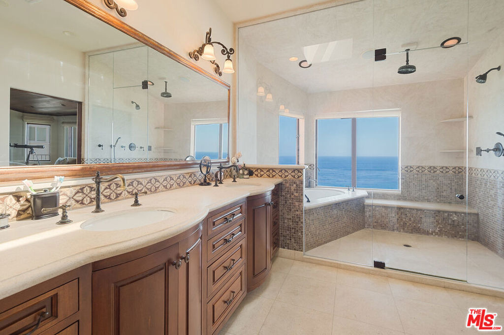 31776 Broad Beach Road - Photo 14