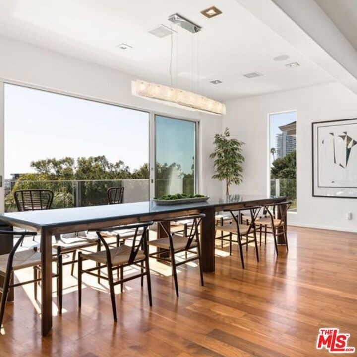 8954 St Ives Drive - Photo 8