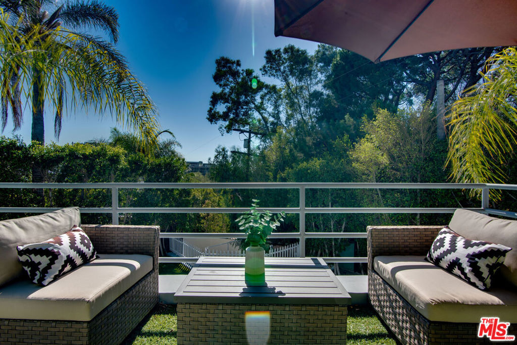 8954 St Ives Drive - Photo 36