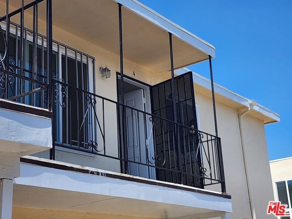 1499 W 35th Place - Photo 1