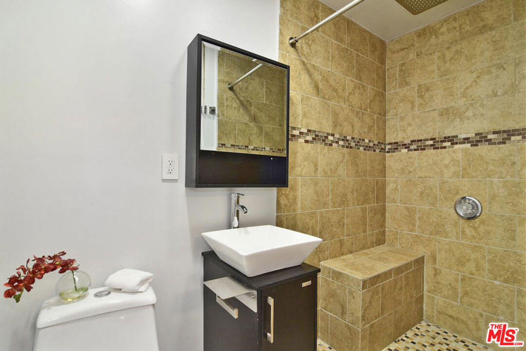 11250 Mississippi Avenue - Photo 13