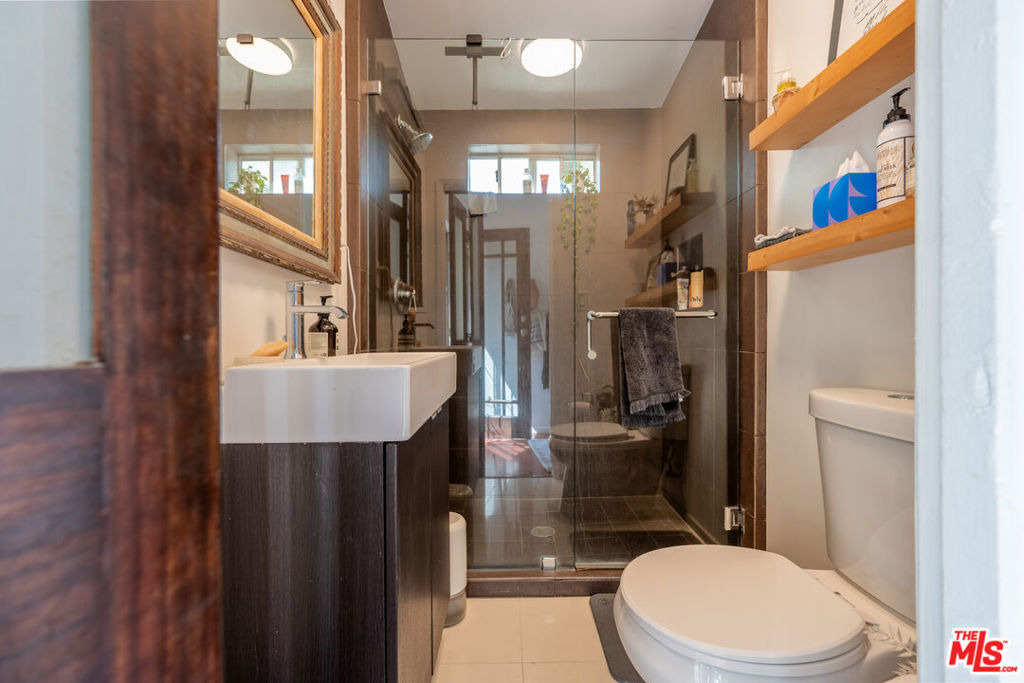 5555 Echo Street - Photo 9