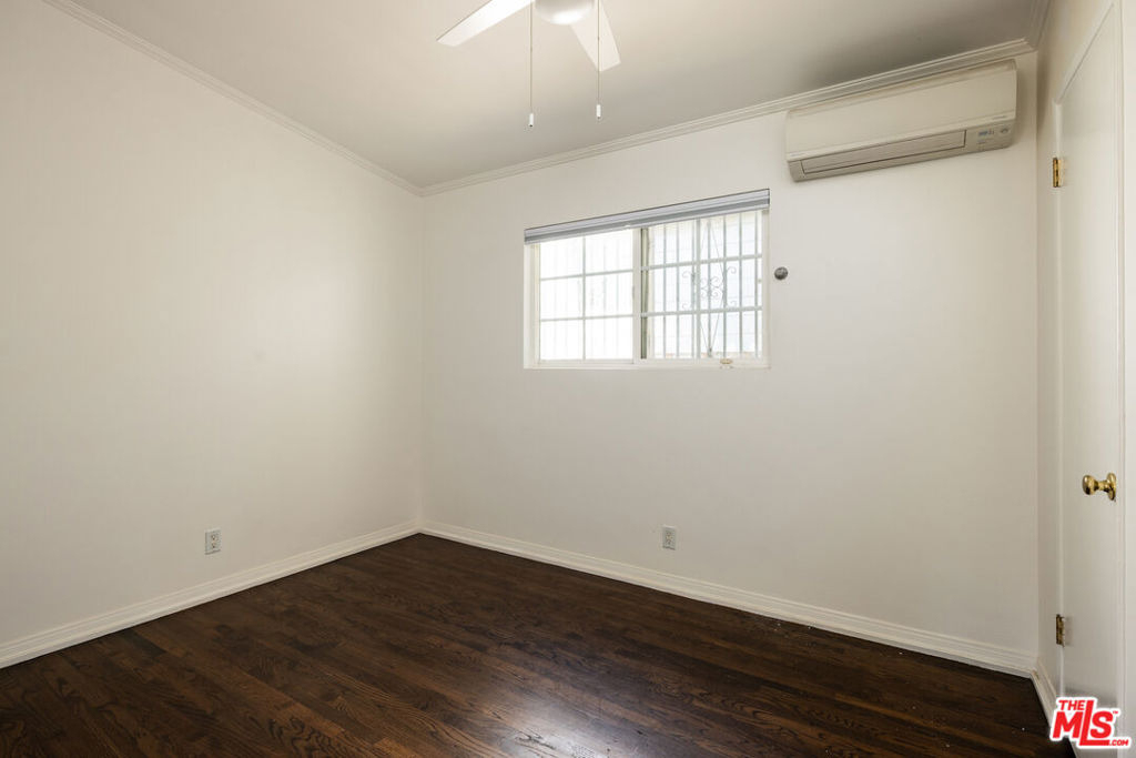 12844 Short Avenue - Photo 7