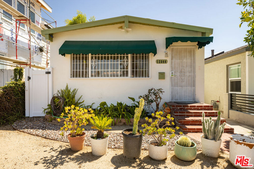 12844 Short Avenue - Photo 14