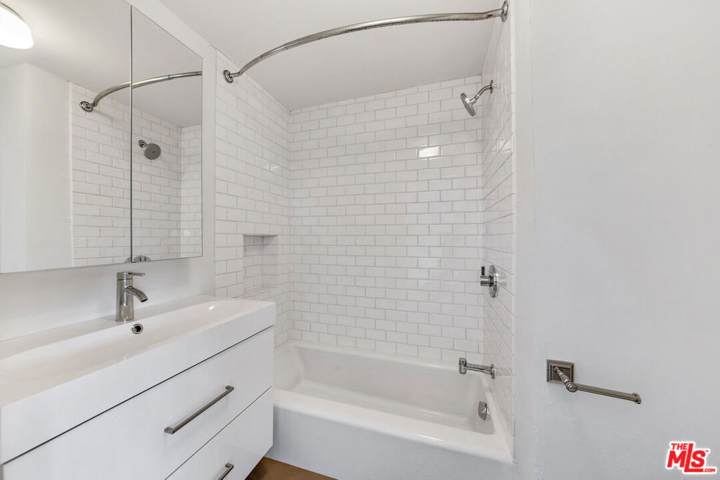 339 N Oakhurst Drive - Photo 17