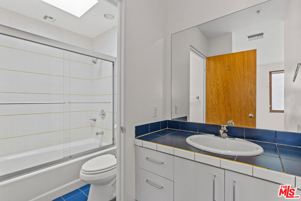 343 Rennie Avenue - Photo 8