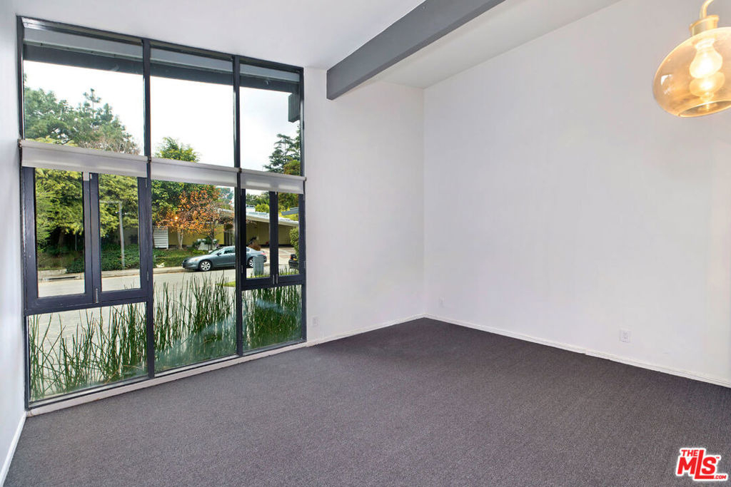 7560 Lolina Lane - Photo 23