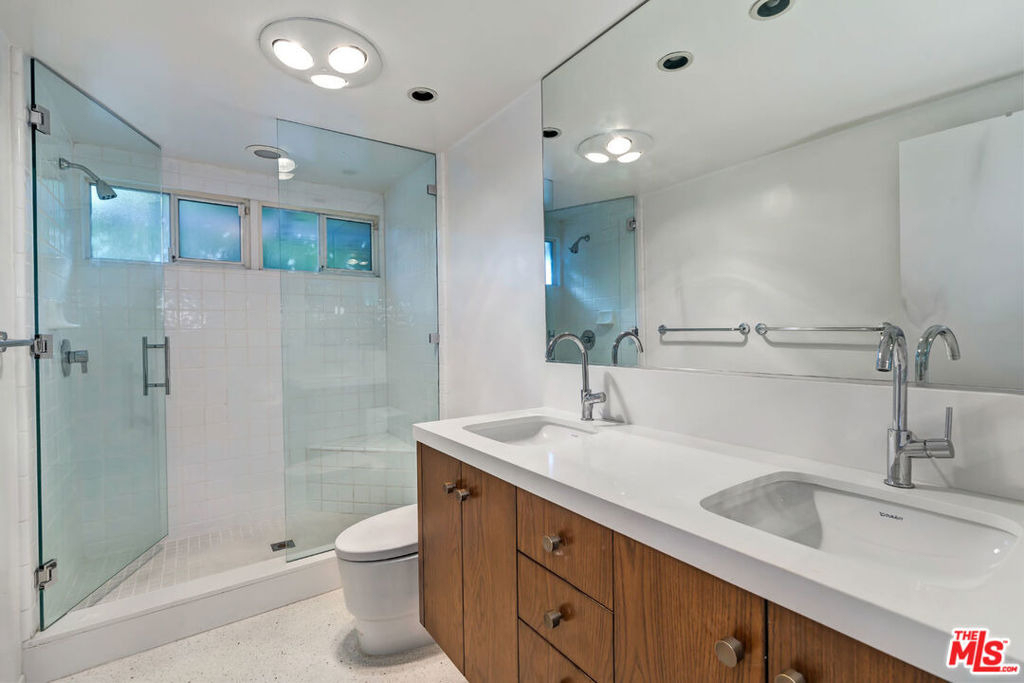 7560 Lolina Lane - Photo 22
