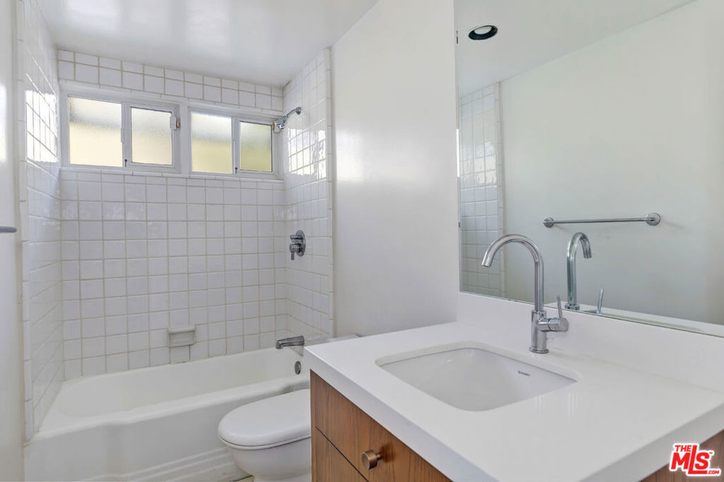 7560 Lolina Lane - Photo 27