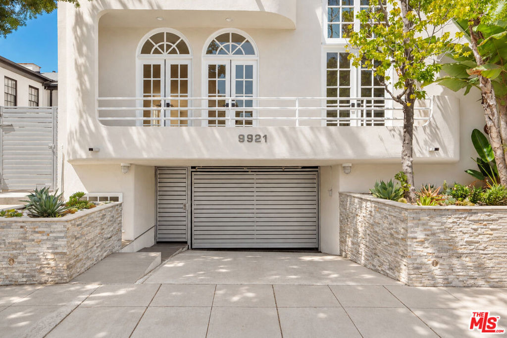 9921 Durant Drive - Photo 23