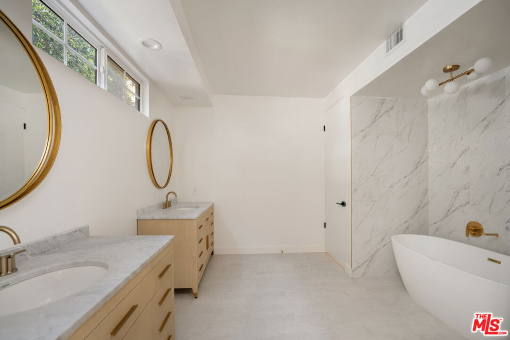 9921 Durant Drive - Photo 13