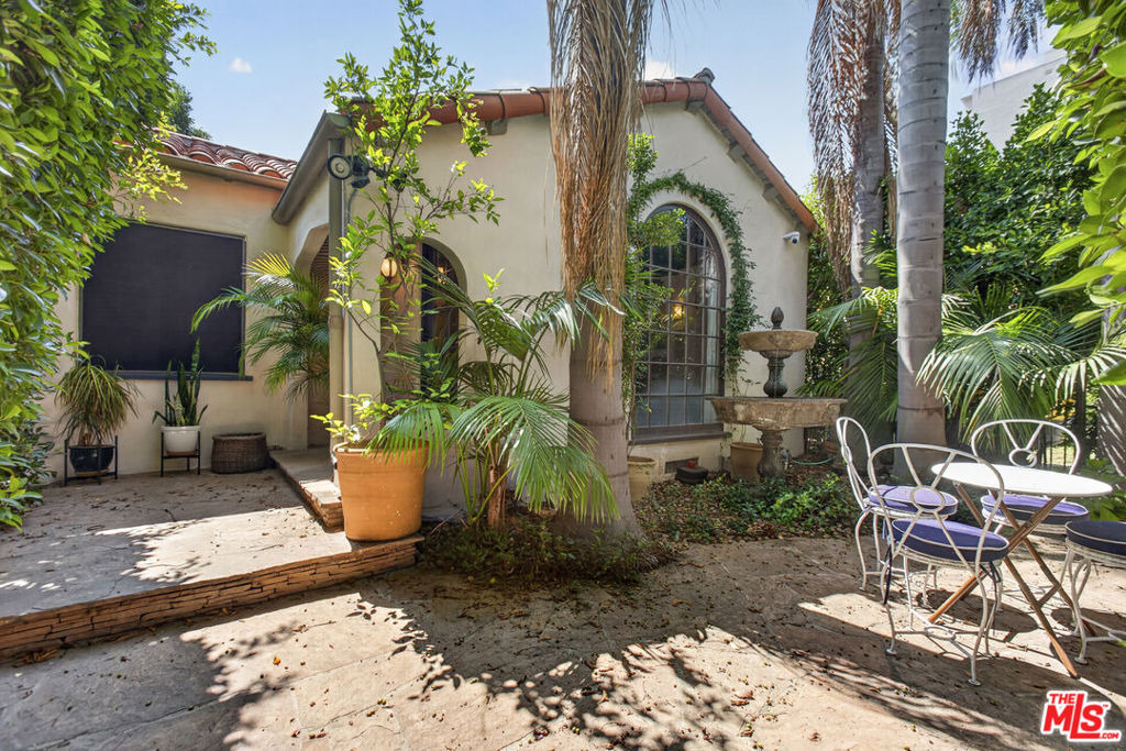 9002 Norma Place - Photo 2