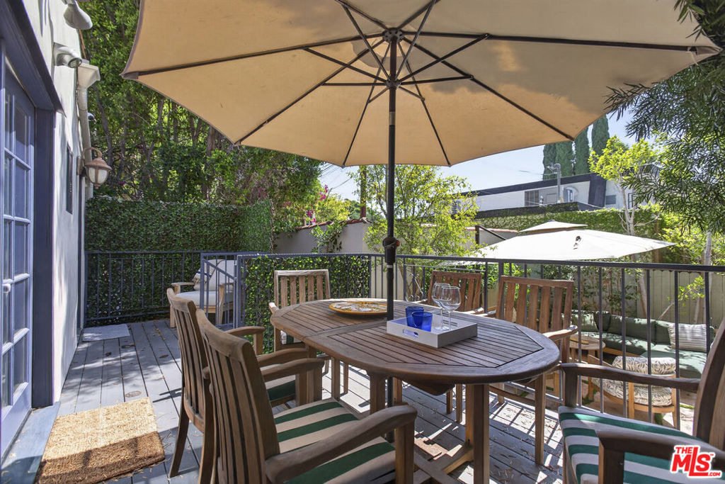 9002 Norma Place - Photo 18