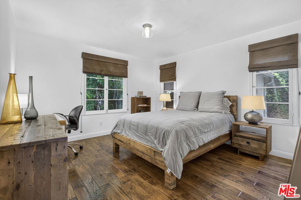 9002 Norma Place - Photo 26