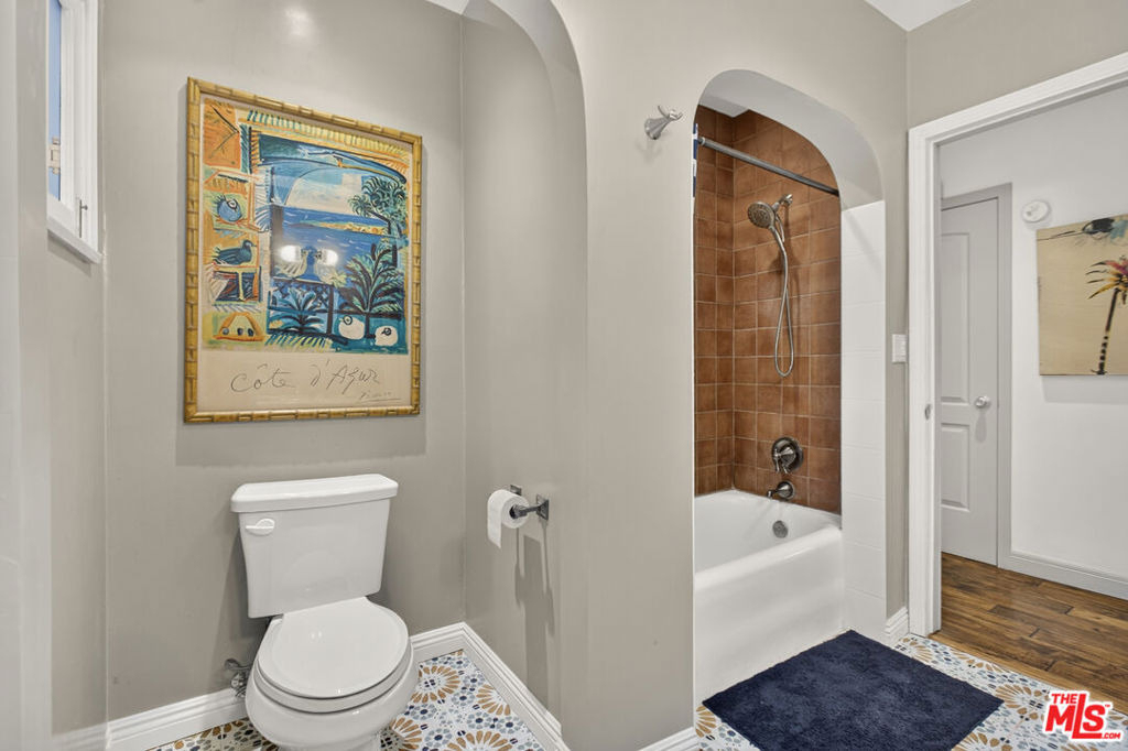9002 Norma Place - Photo 29